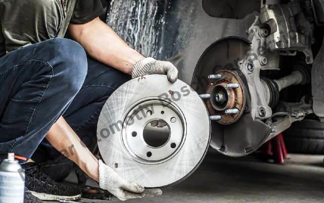 Aks Arızası Neden Sürüş Esnasında Titreşim Oluşmasına Sebep Olur?